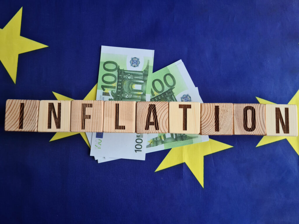 Inflation causes rich to get richer and poor to get poorer